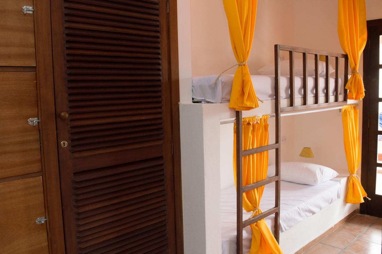 Santo Quintal Hostel Убатуба Екстер'єр фото