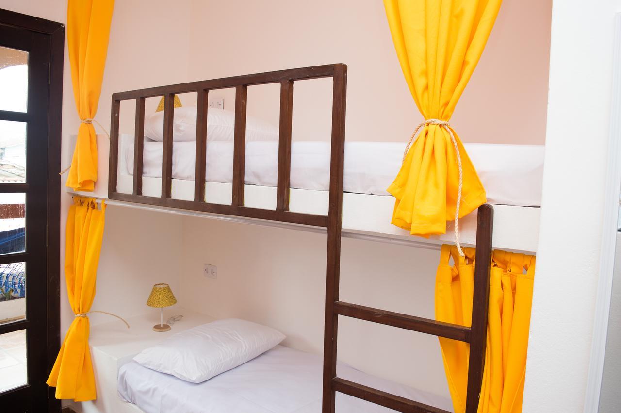 Santo Quintal Hostel Убатуба Екстер'єр фото