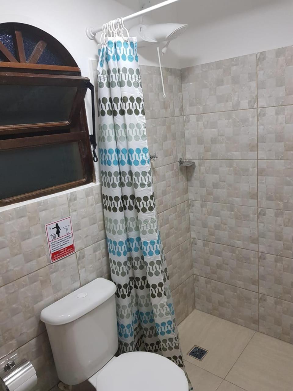 Santo Quintal Hostel Убатуба Екстер'єр фото